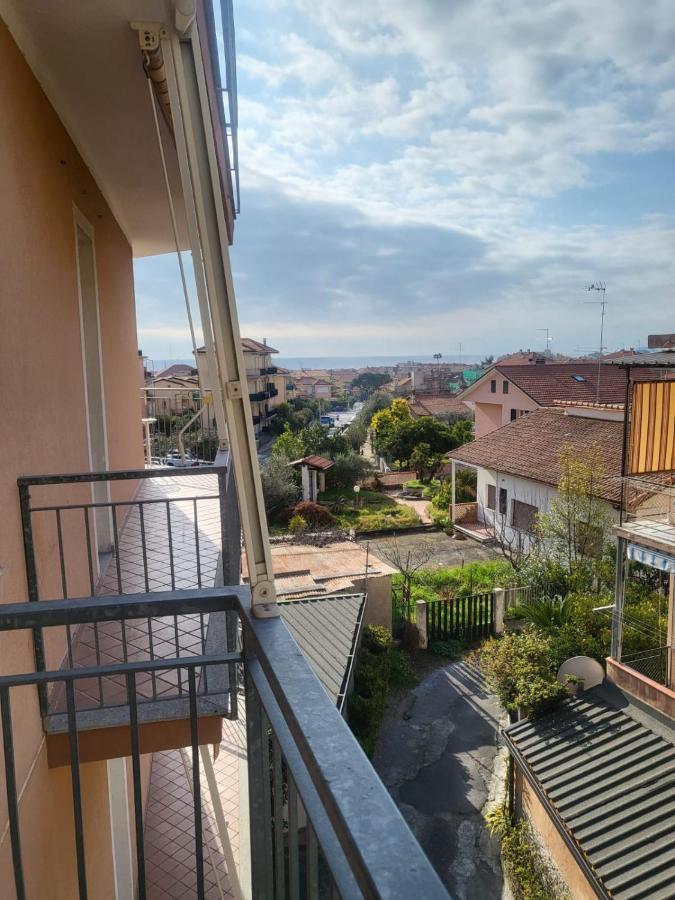 Villa Rosa Лоано Екстер'єр фото